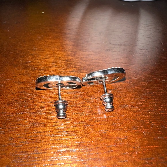 AUTHENTIC GUCCI SILVER CRYSTAL GUCCI NAME EARRINGS - Picture 3 of 5